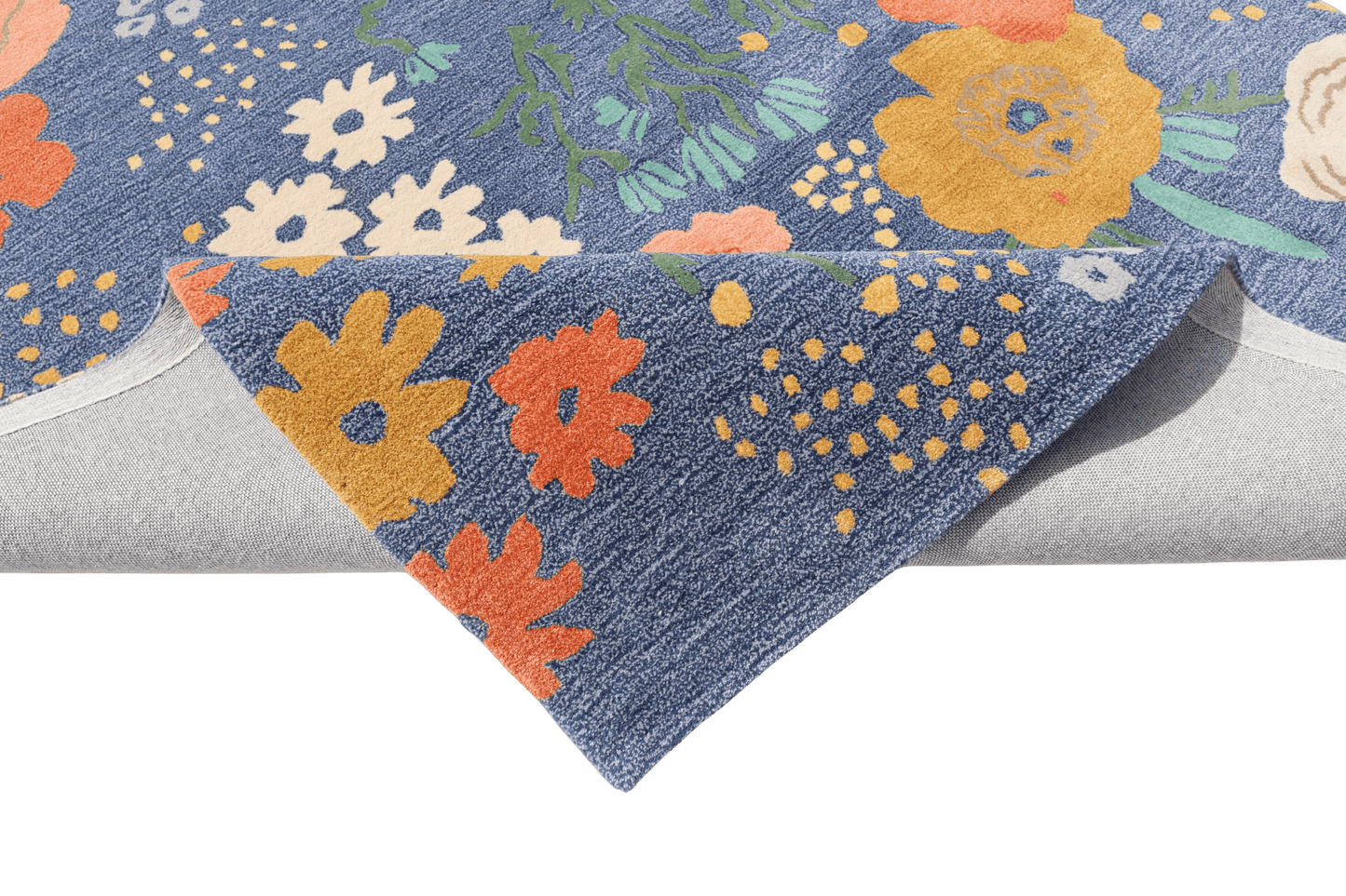 Blomsteräng i Skymning - Designmatta.se