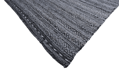 Röllakan Tradition - svart - Designmatta.se