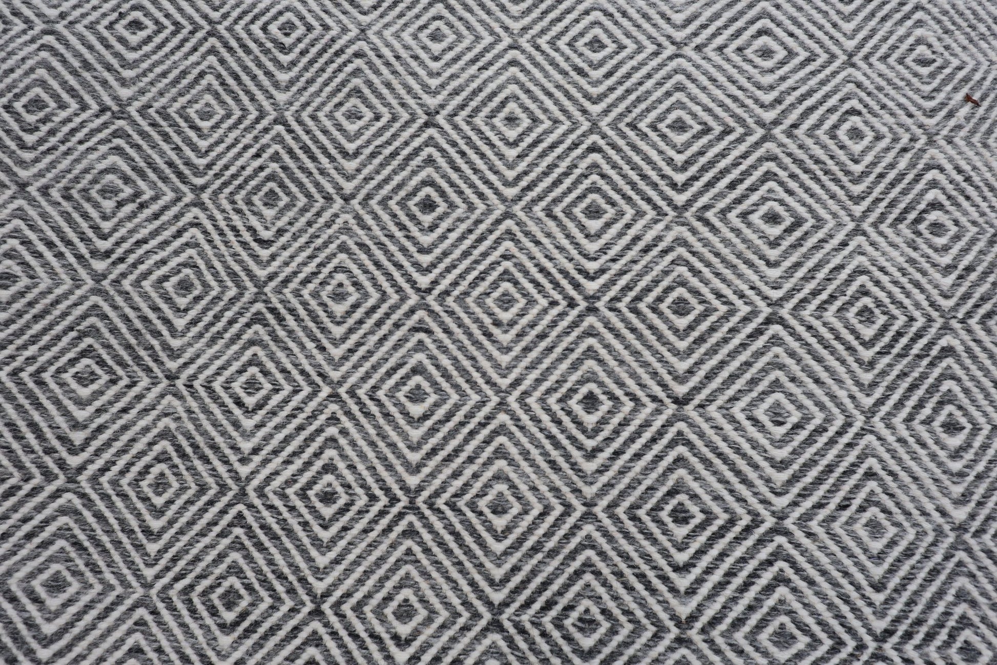 Venus - Grå - Designmatta.se