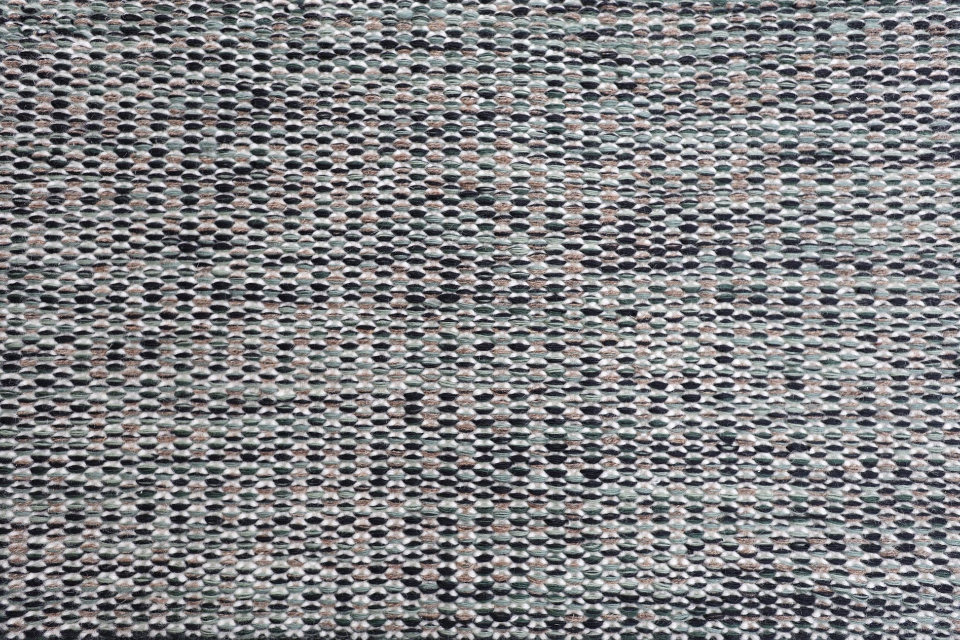 Röllakan Nature - Grön/Svart - Designmatta.se