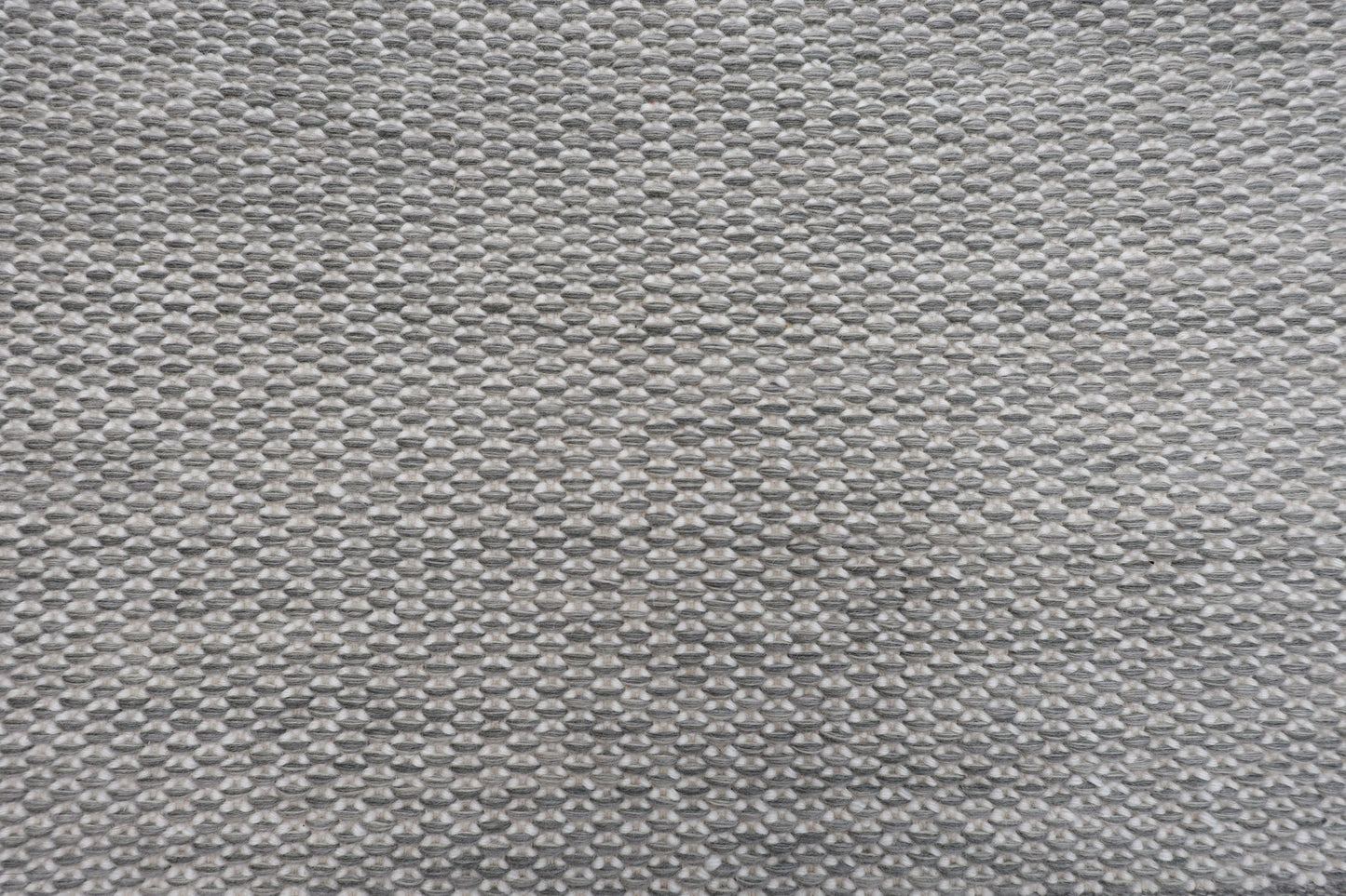 Röllakan Nature - Grå - Designmatta.se