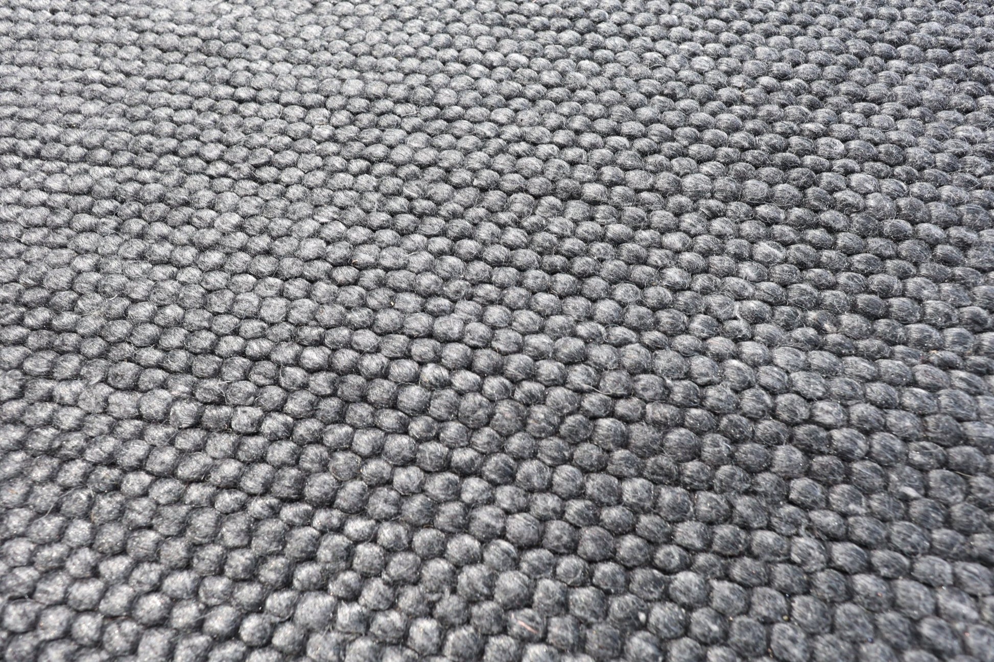 Diamond cirkel - svart - Designmatta.se