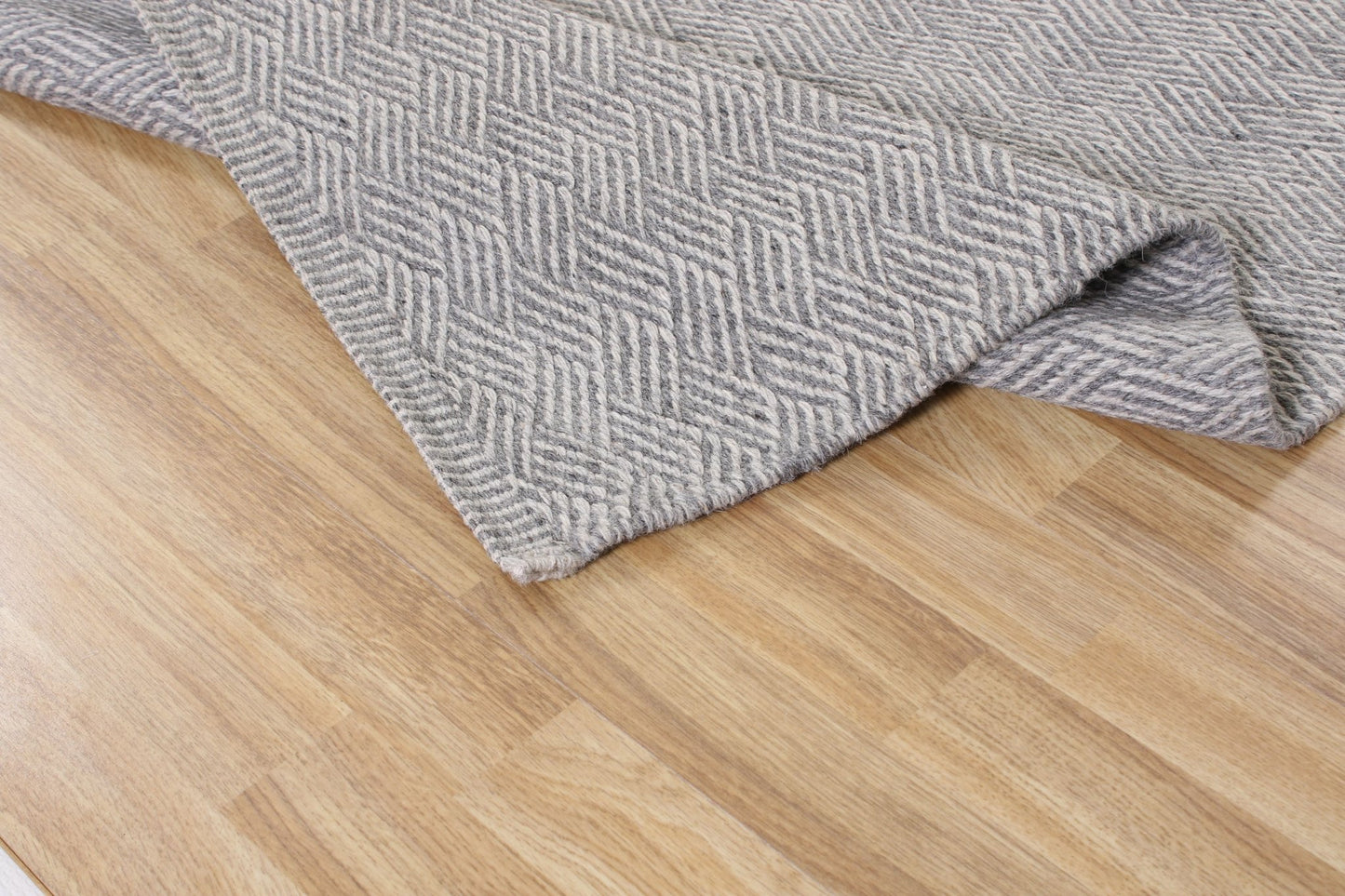 Zebra - Grå - Designmatta.se