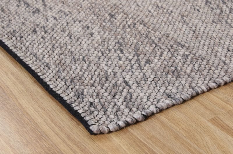 Diamond - dk grå brun - Designmatta.se