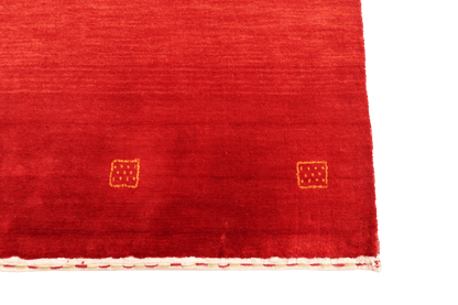 Djupröd i harmonisk toning - Designmatta.se