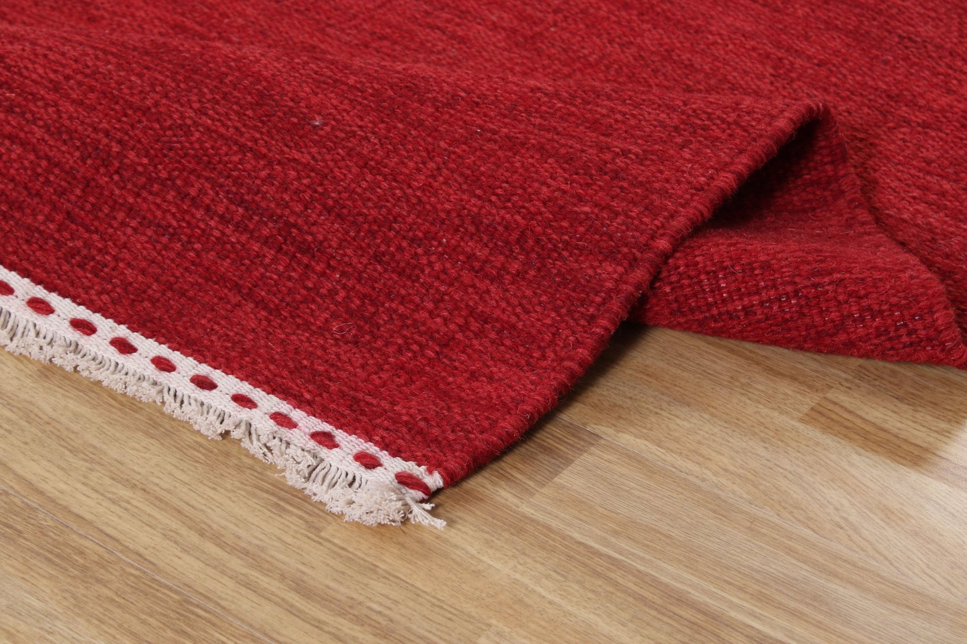 Solväv - Röd - Designmatta.se